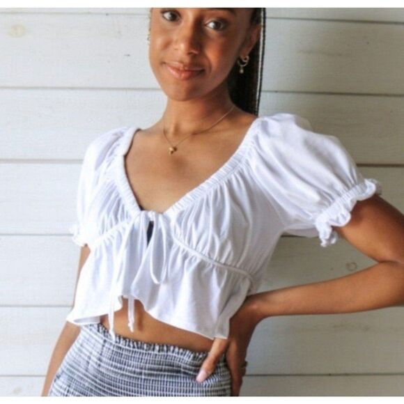 SHEIN Tops - Shein Womens Sz Large White Puff Sleeve Peplum Tie Front Crop Top